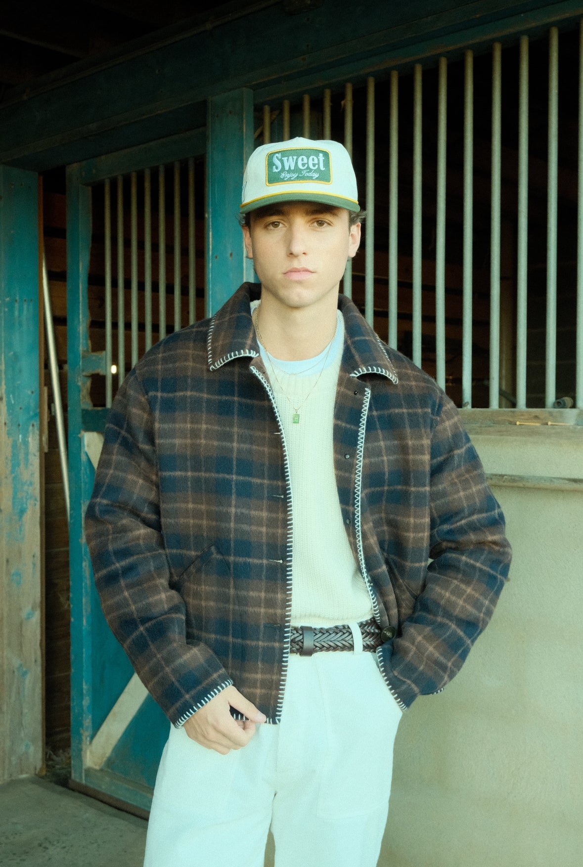 'SWEET OFF-WHITE PATCH'