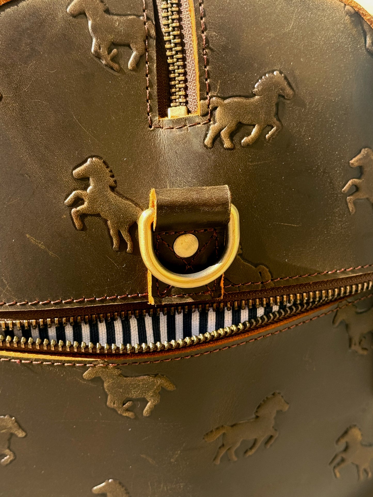 'SWEET HORSE LEATHER TRAVEL BAG'