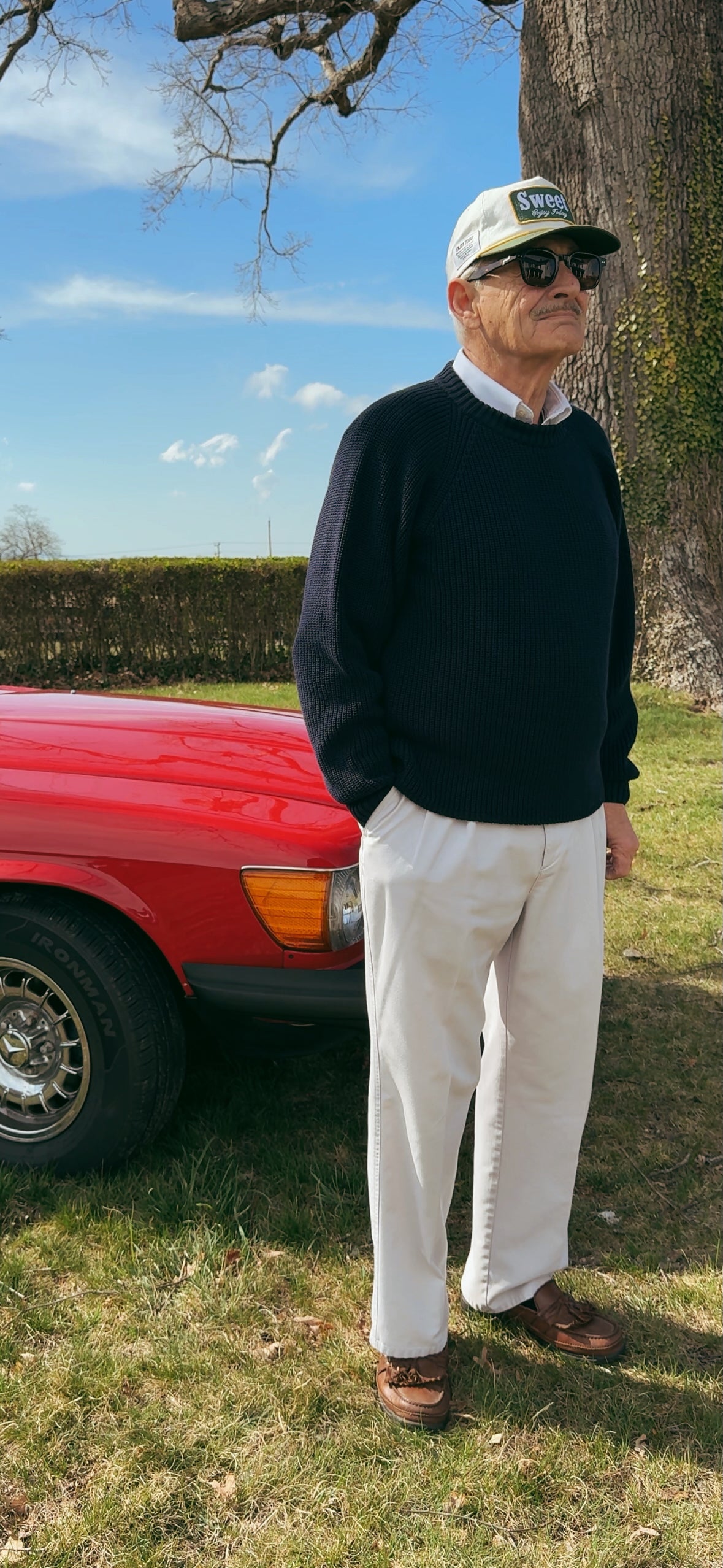 'SWEET NAVY KNITWEAR'