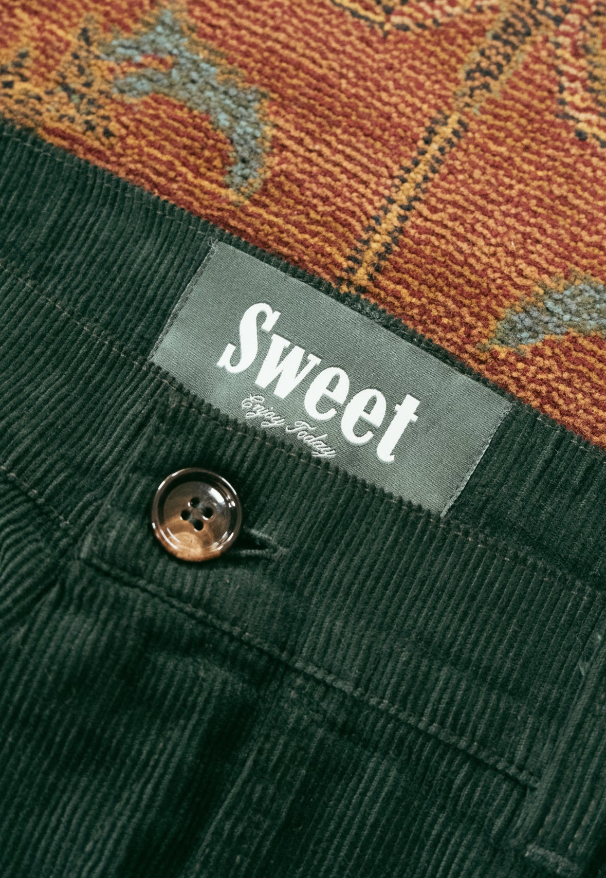 'SWEET EMERALD CORDUROY PANTS'