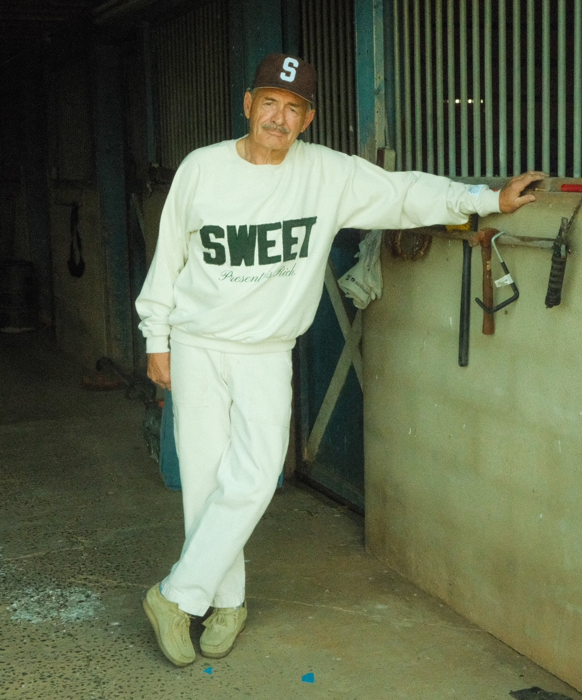 'SWEET CREWNECK'