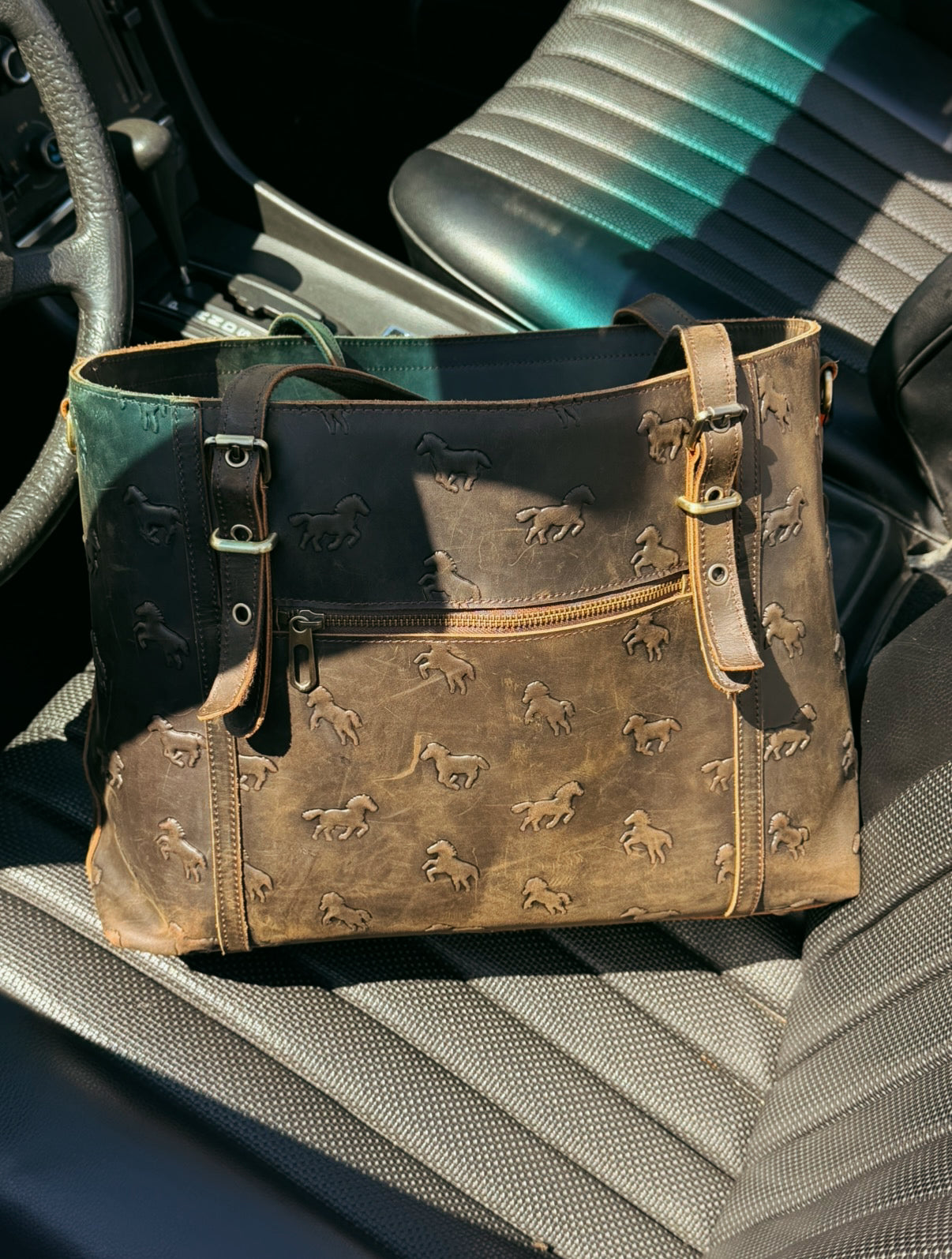 SWEET HORSE LEATHER TOTE BAG