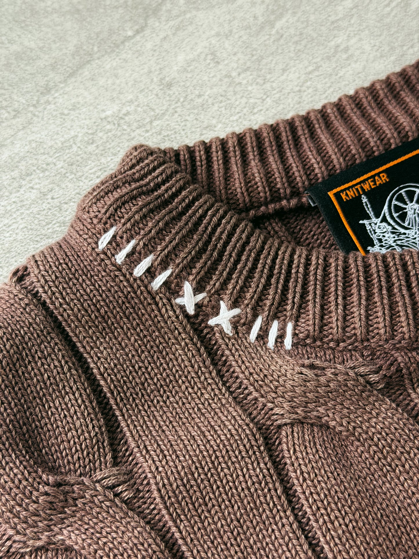 SWEET AGED BROWN CABLE KNIT