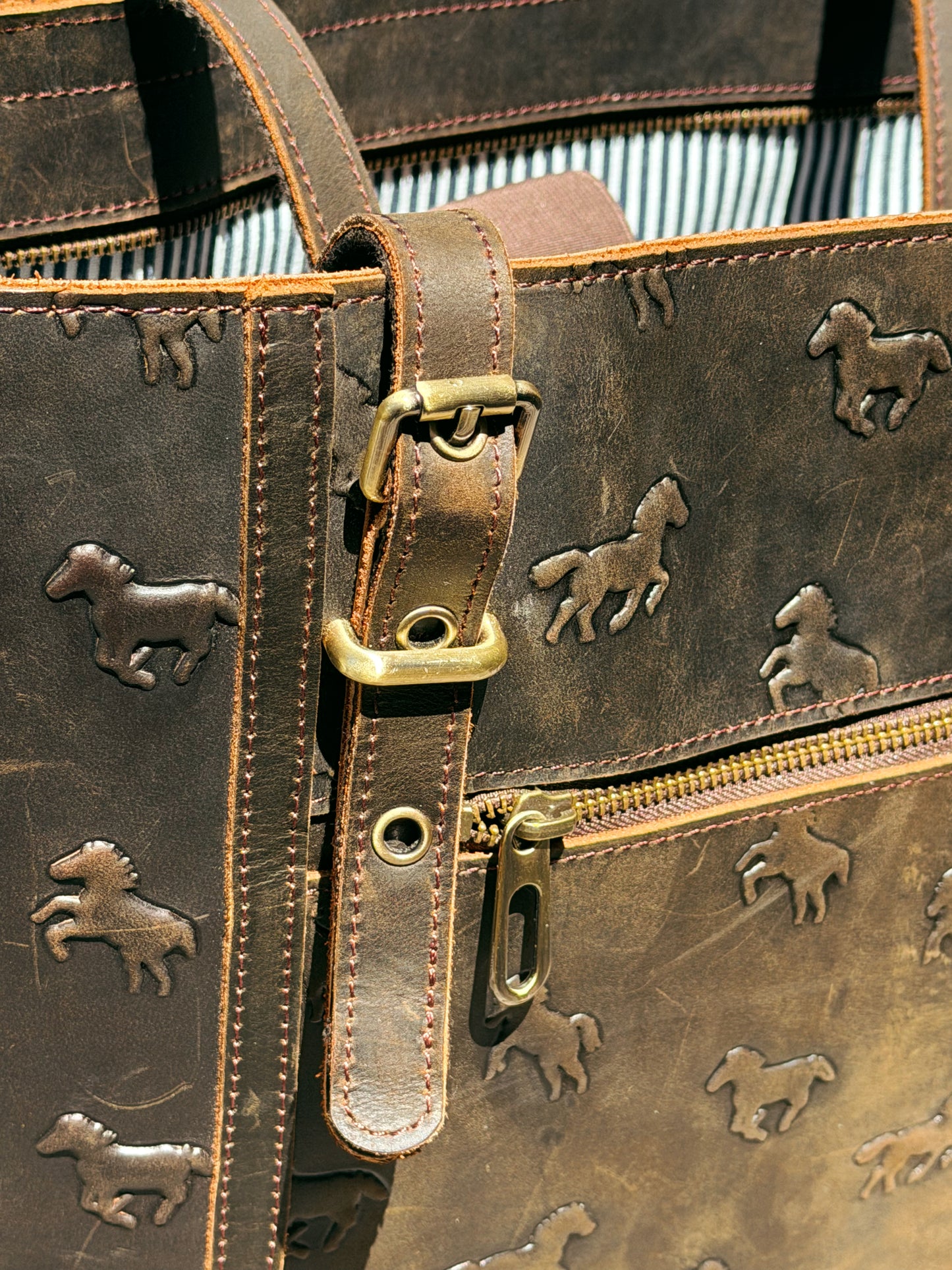 SWEET HORSE LEATHER TOTE BAG