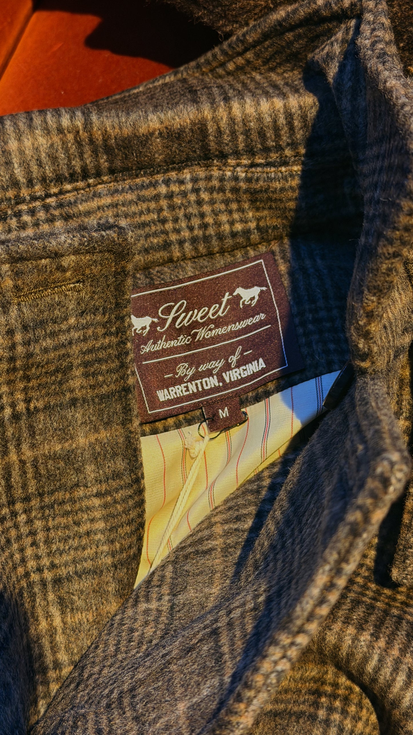 SWEET WOMENS PLAID JACKET