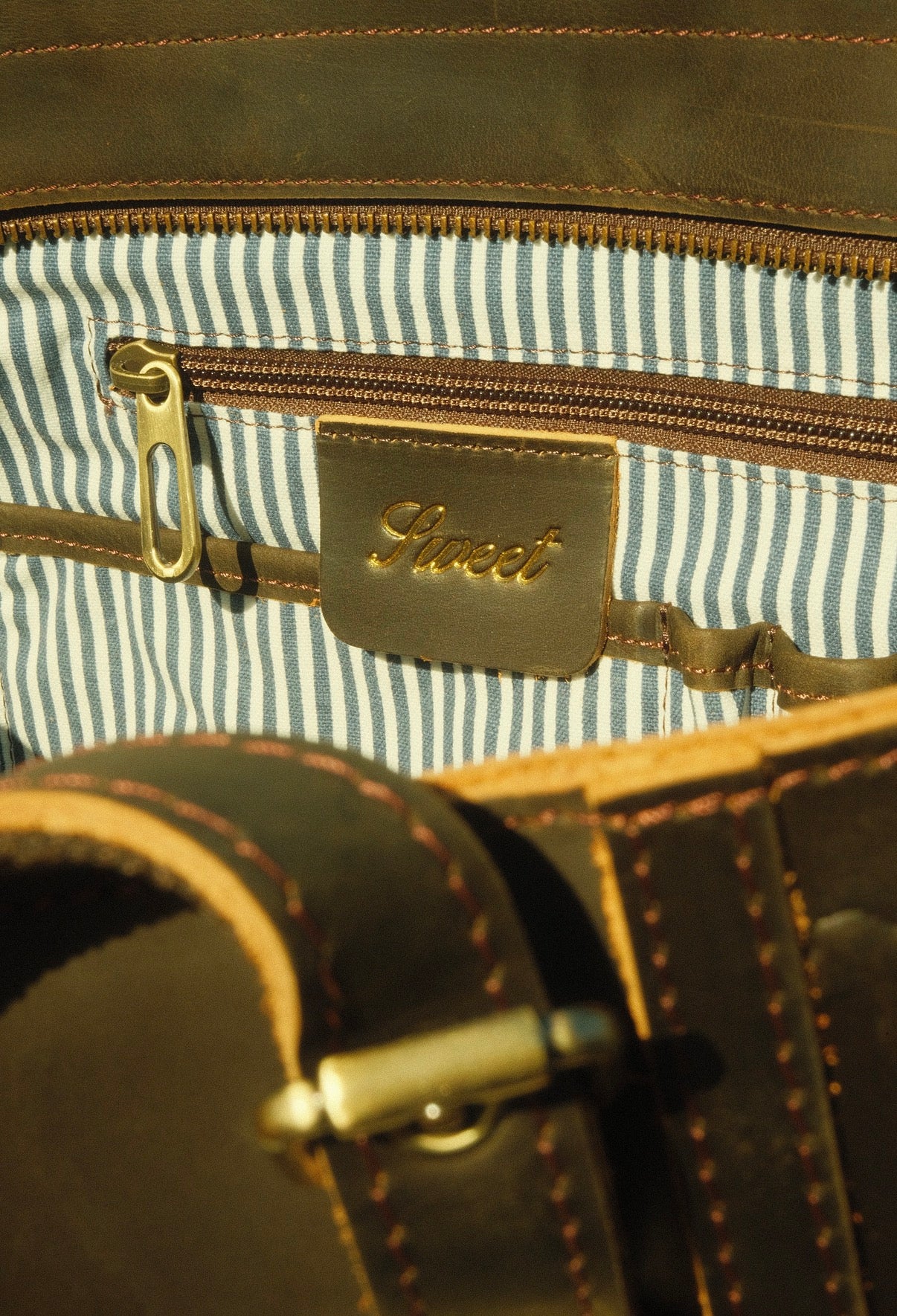 SWEET HORSE LEATHER TOTE BAG