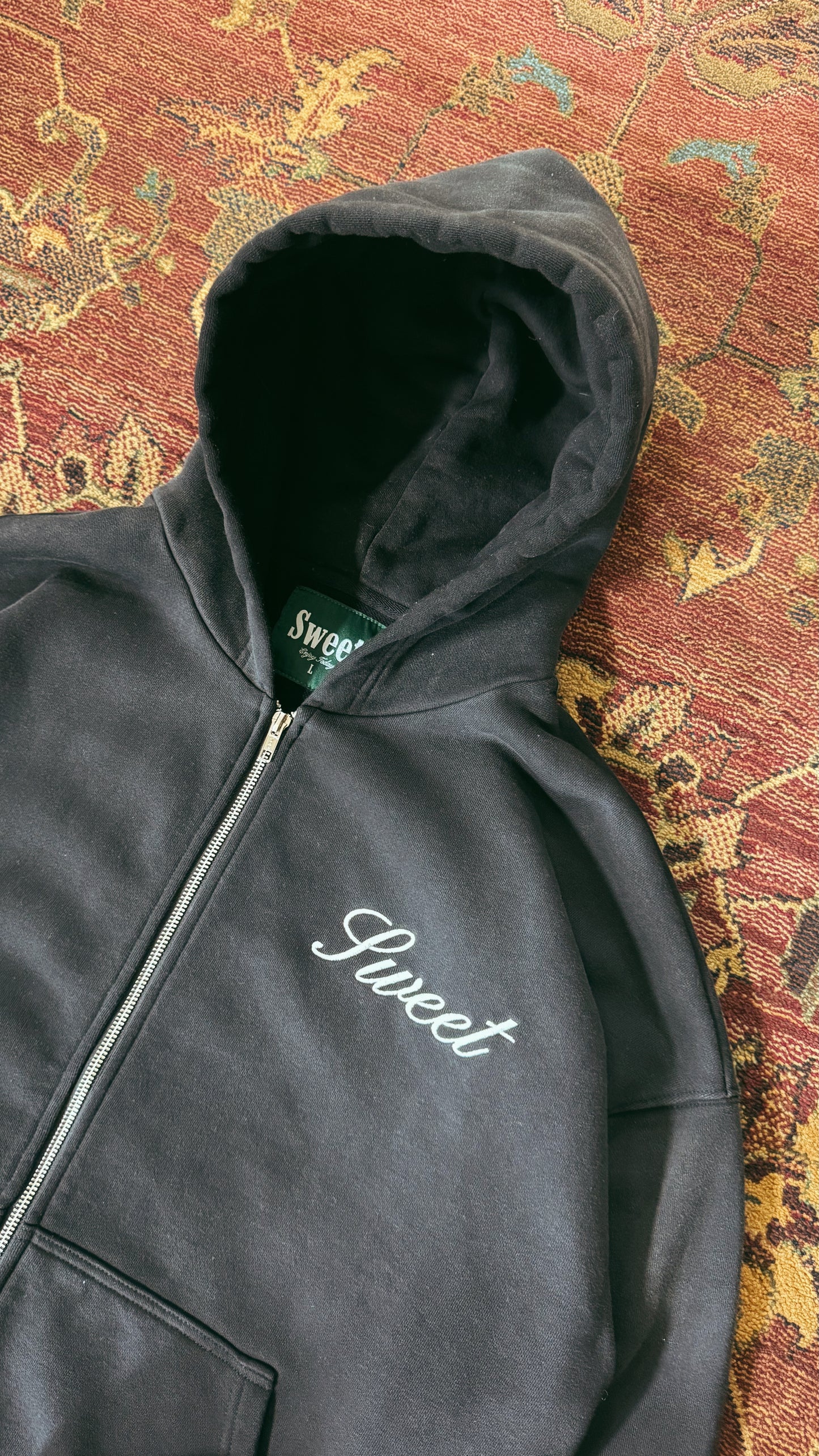 'SWEET AGED BLACK ZIP-UP'